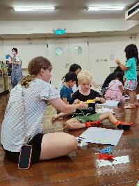 外籍親子共同手作