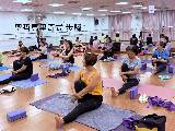 聖哲馬里奇式功效1: 按摩腹部內臟器、促進消化、強化脊柱